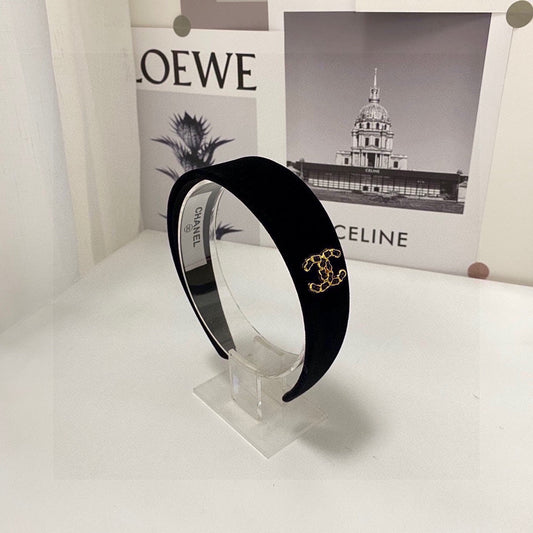 CHANEL BLACK VELVET HAIRBAND 832223