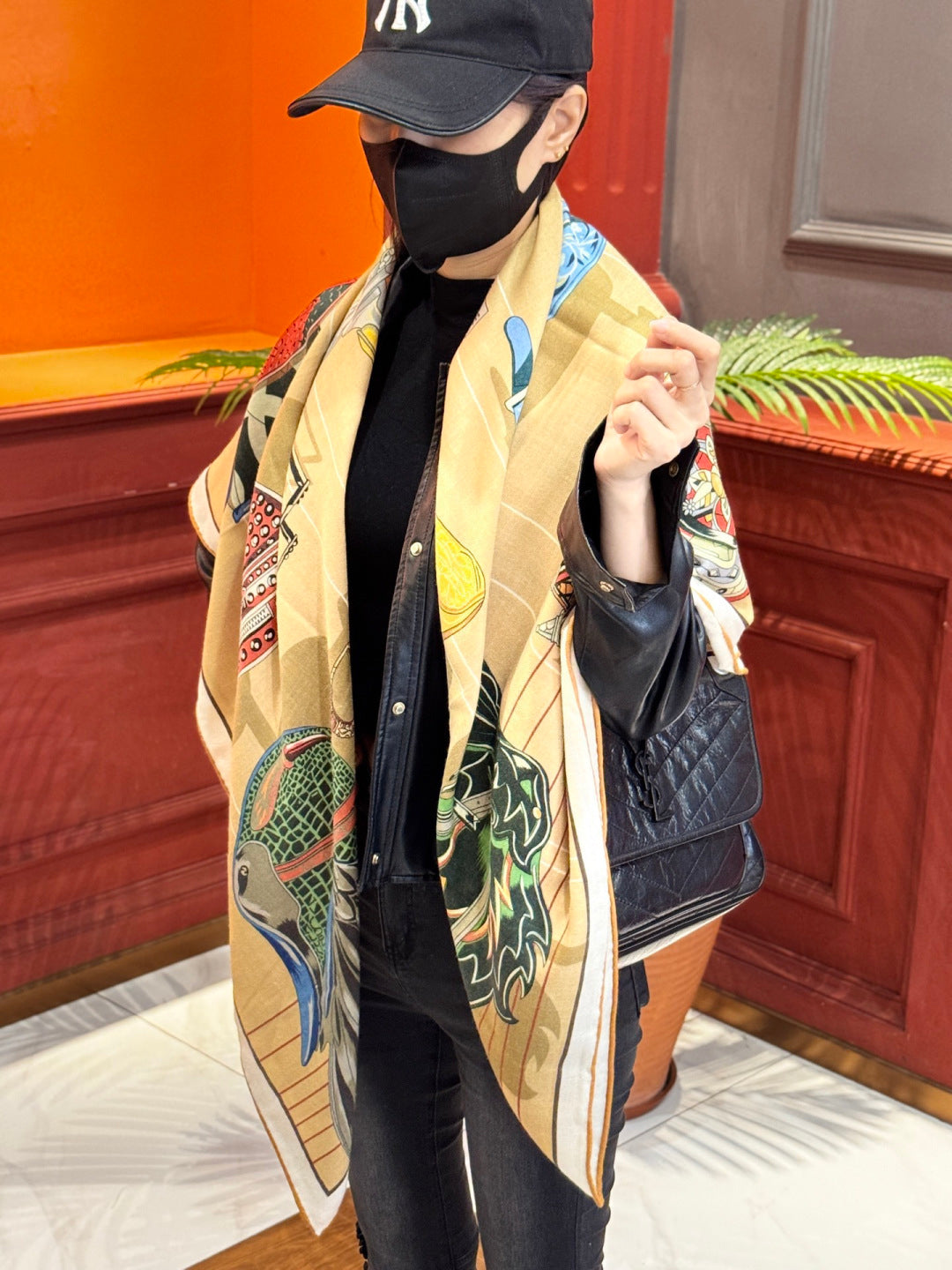 HERMES HERMES 25S SCARF 140 IN SILK CASERE 989487