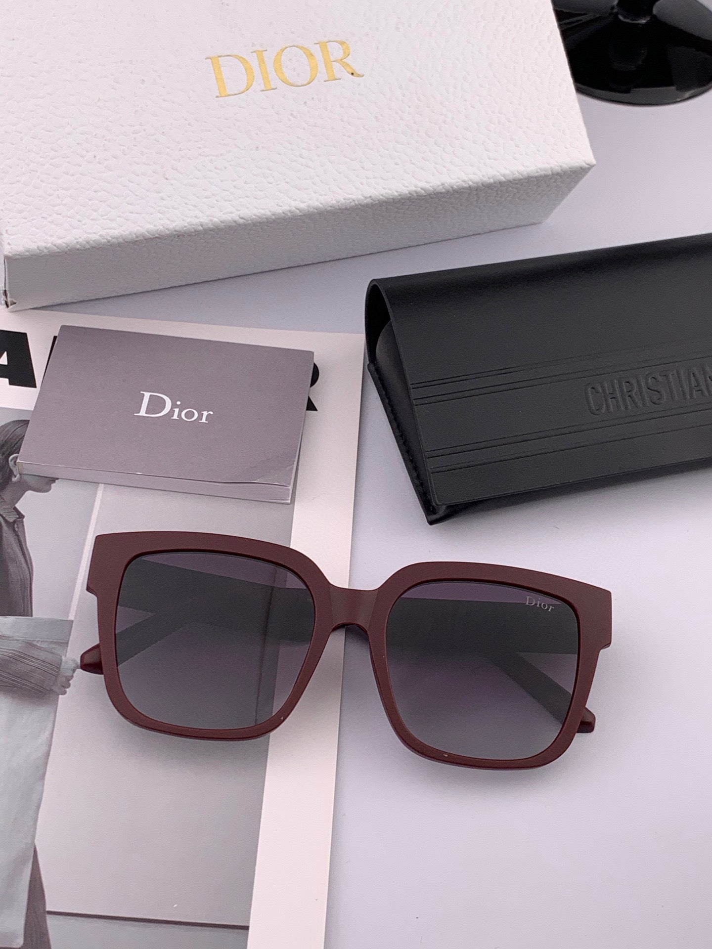 DIOR MONTAIGNE SUNGLASS D8304 IN ACETATE