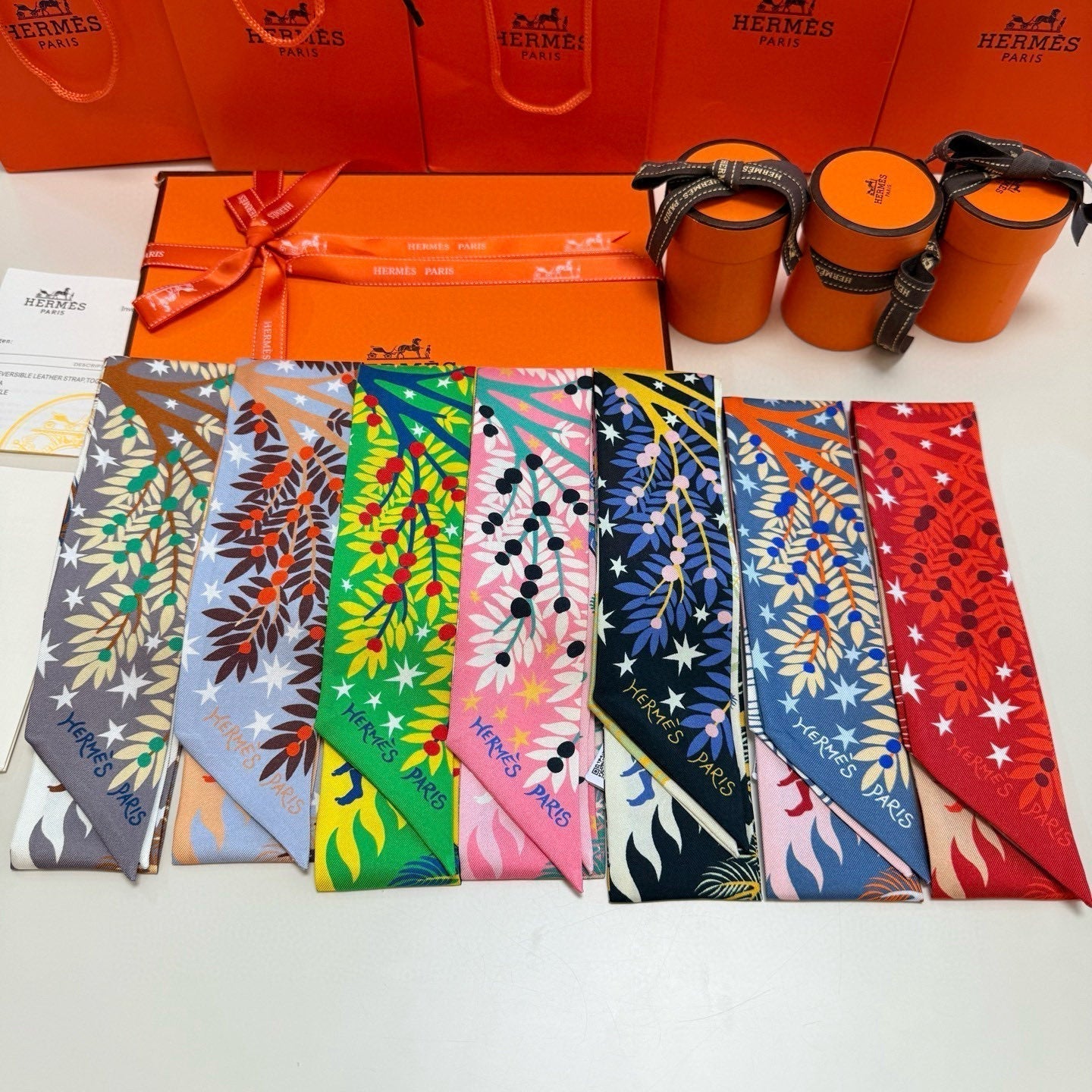 HERMES HERMES 25S SILK NECKERCHIEF 86 IN SILK 714351