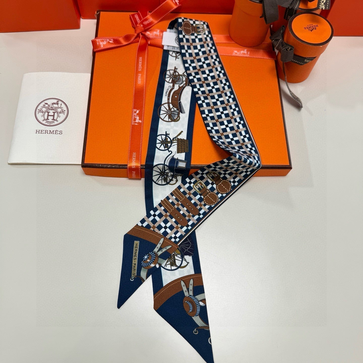 HERMES HERMES 25S SCARF 90 IN SILK 854954