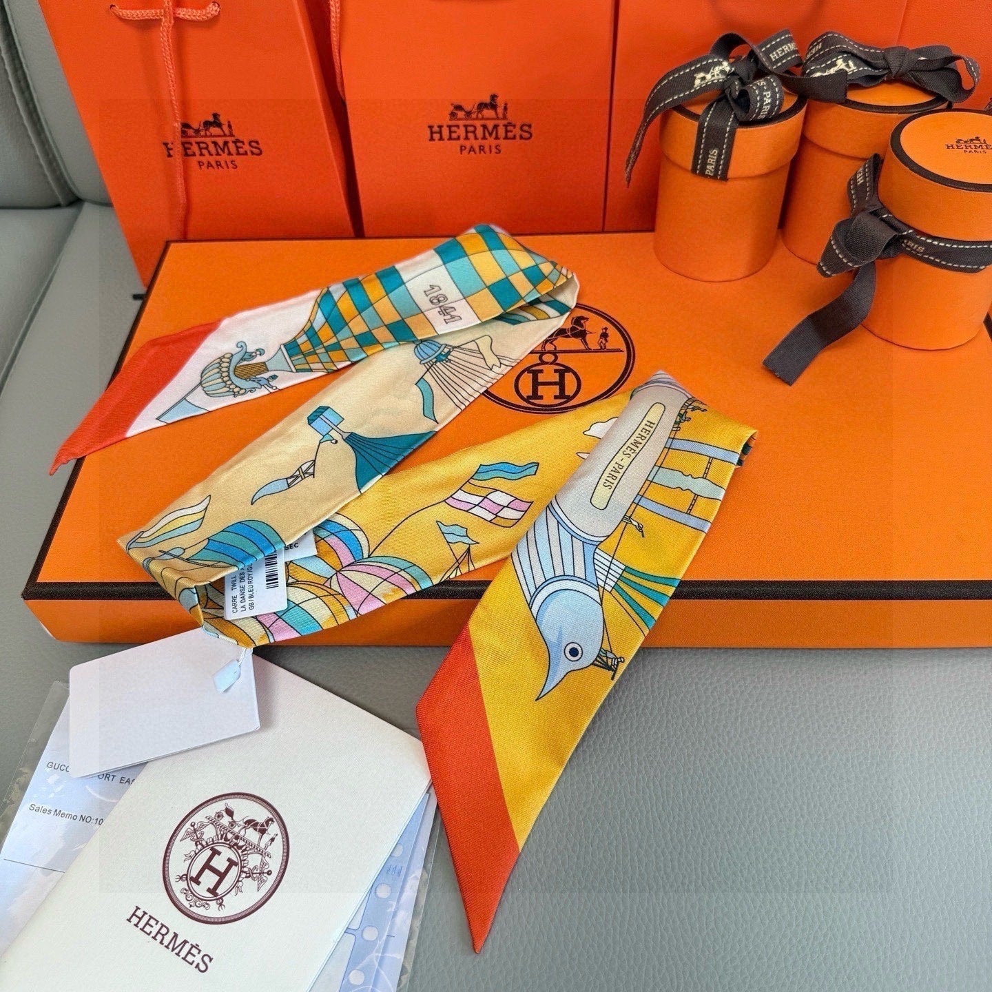 HERMES HERMES 25S NECKERCHIEF 86 IN SILK 991545