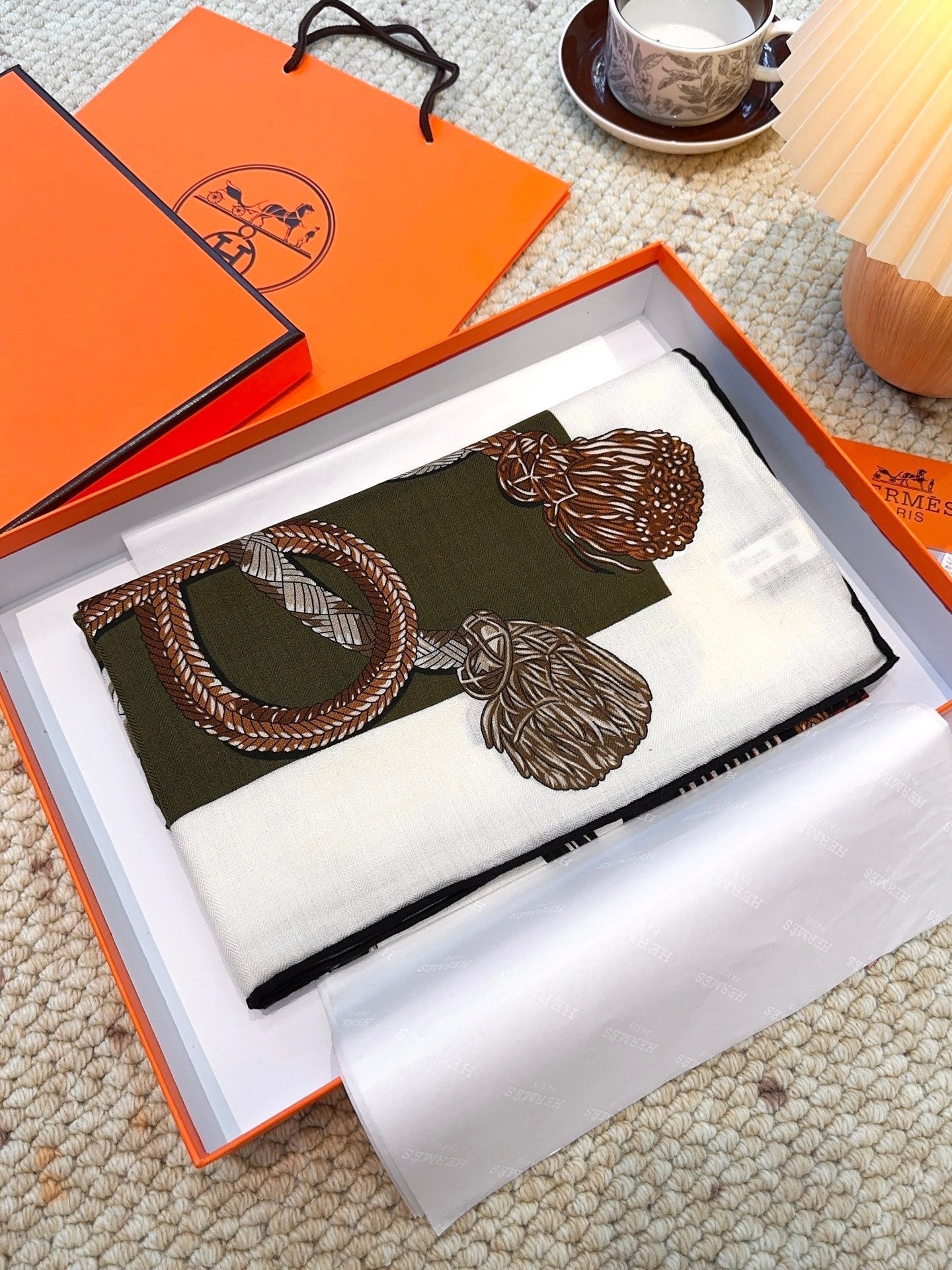 HERMES HERMES 25S SCARF 140 IN CASERE SILK 854538