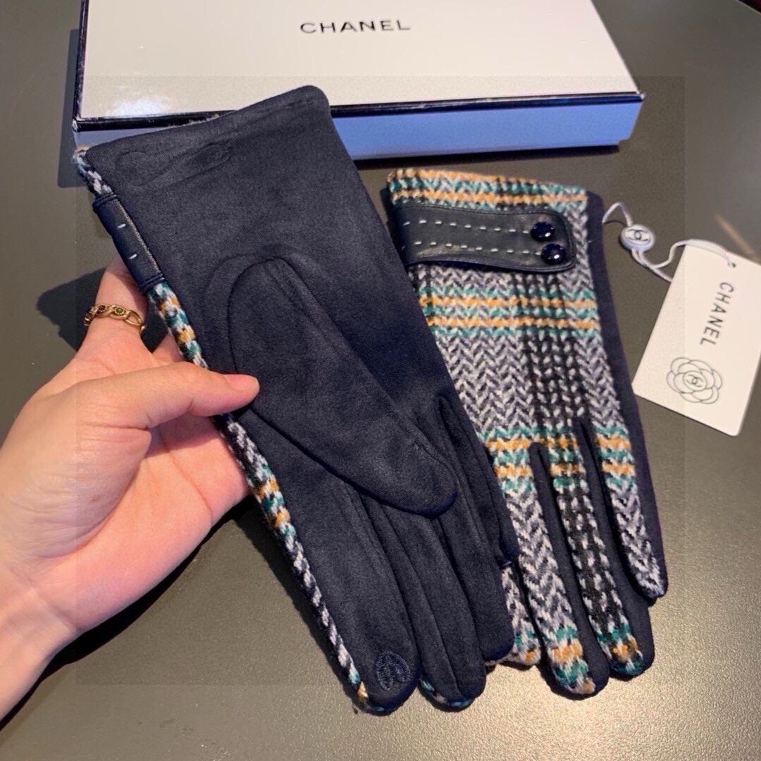 CHANEL GLOVES IN COLORFUL WOOL 429243