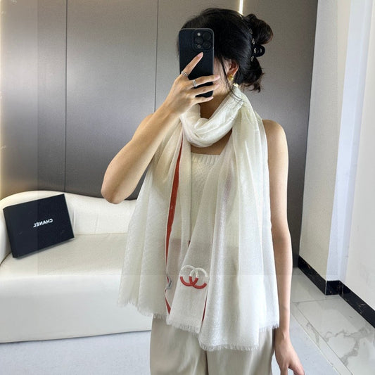 CHANEL SCARF 180 CM IN WHITE WITH RED BORDER CASHMERE SILK 287510