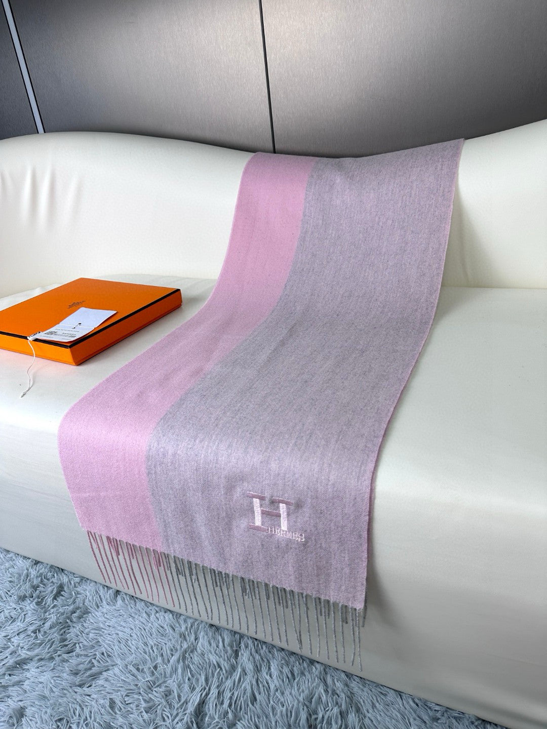 HERMES SCRAF 190 CM IN PINK CASERE