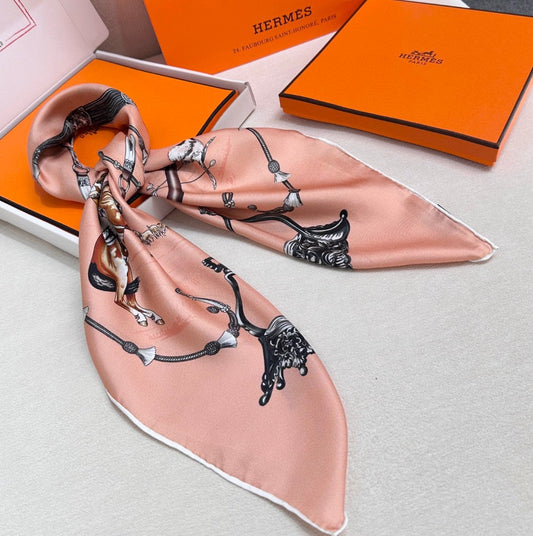 HERMES HERMES 25S SCARF 90 IN SILK 720007